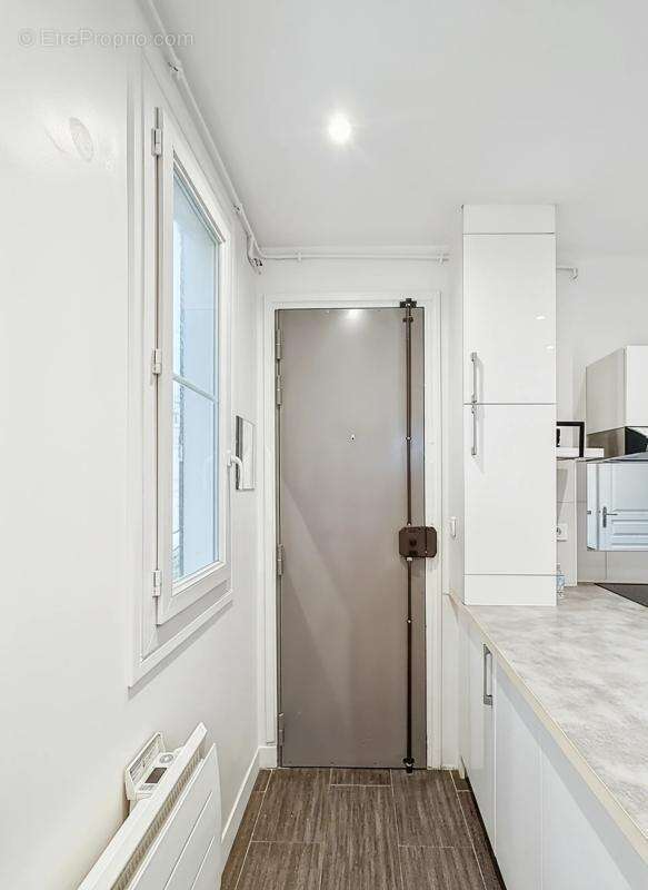 Appartement à CHARENTON-LE-PONT