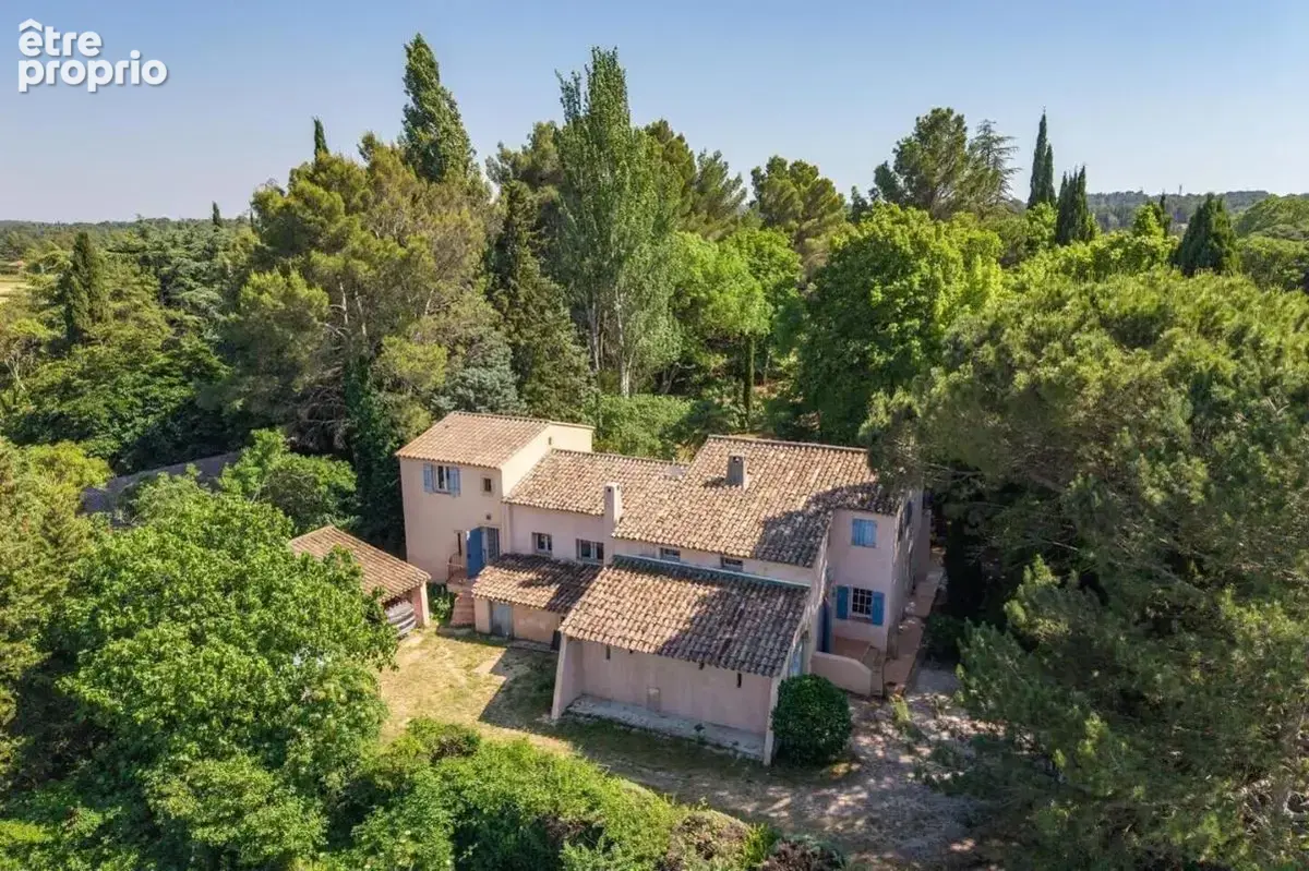 Puyricard – bastide de caractère dans un écrin de verdure - photo 4