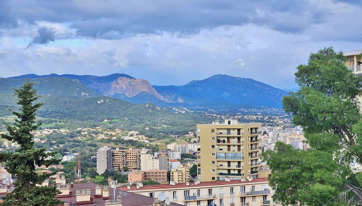 AJACCIO Jardins de l'Empereur - T3 54m2 - photo 5