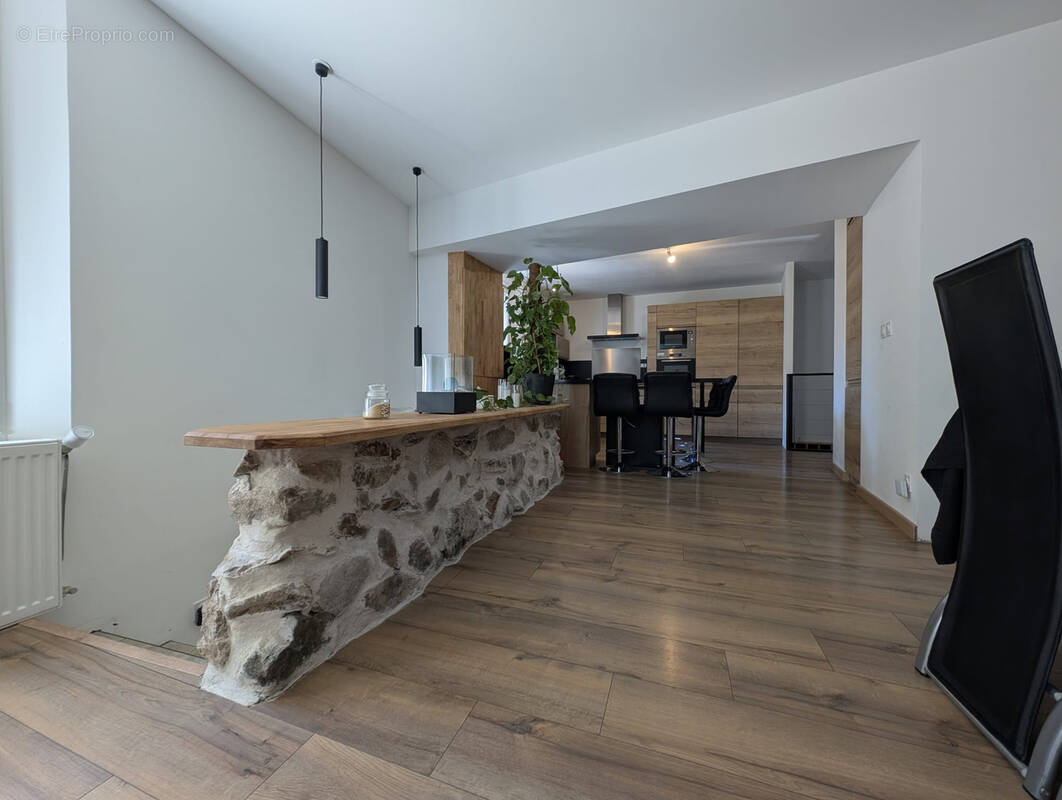 Maison à SARRAS