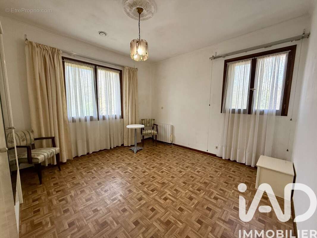 Photo 5 - Maison à BEYCHAC-ET-CAILLAU