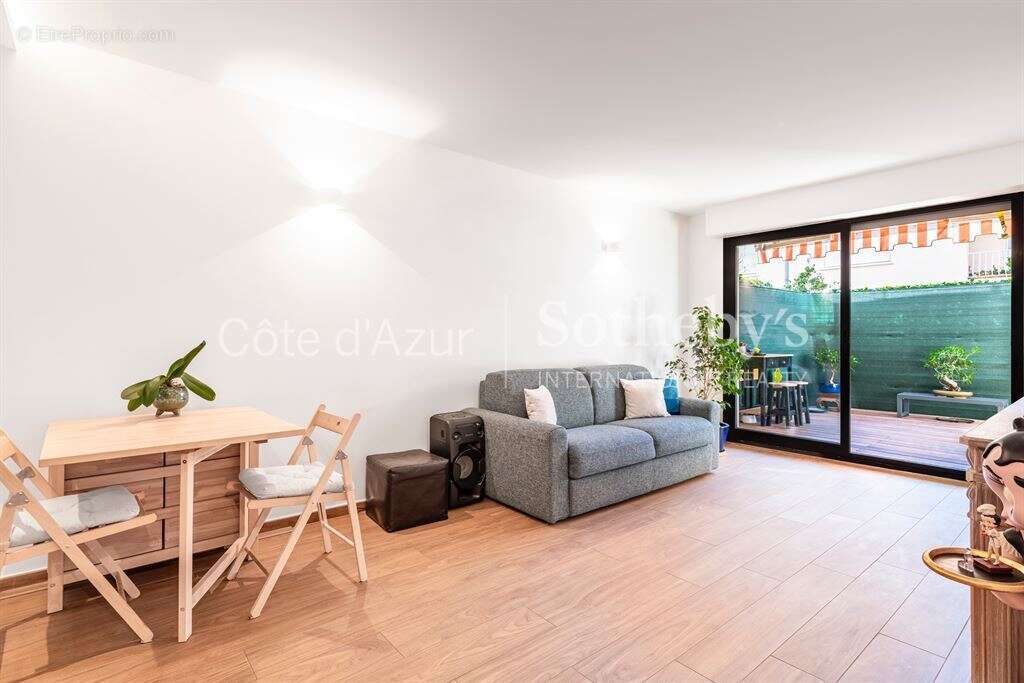 Appartement à BEAULIEU-SUR-MER