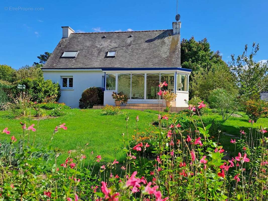 Maison à PLOEREN