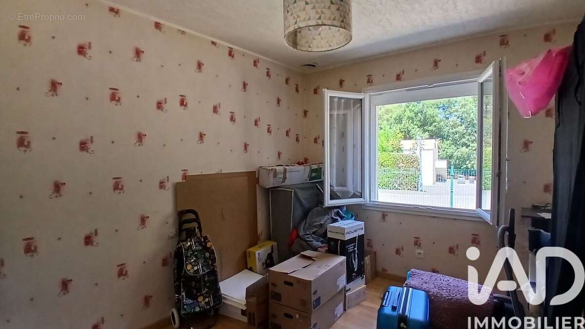 Maison 90 m² à La Caillere-Saint-Hilaire  - photo 7