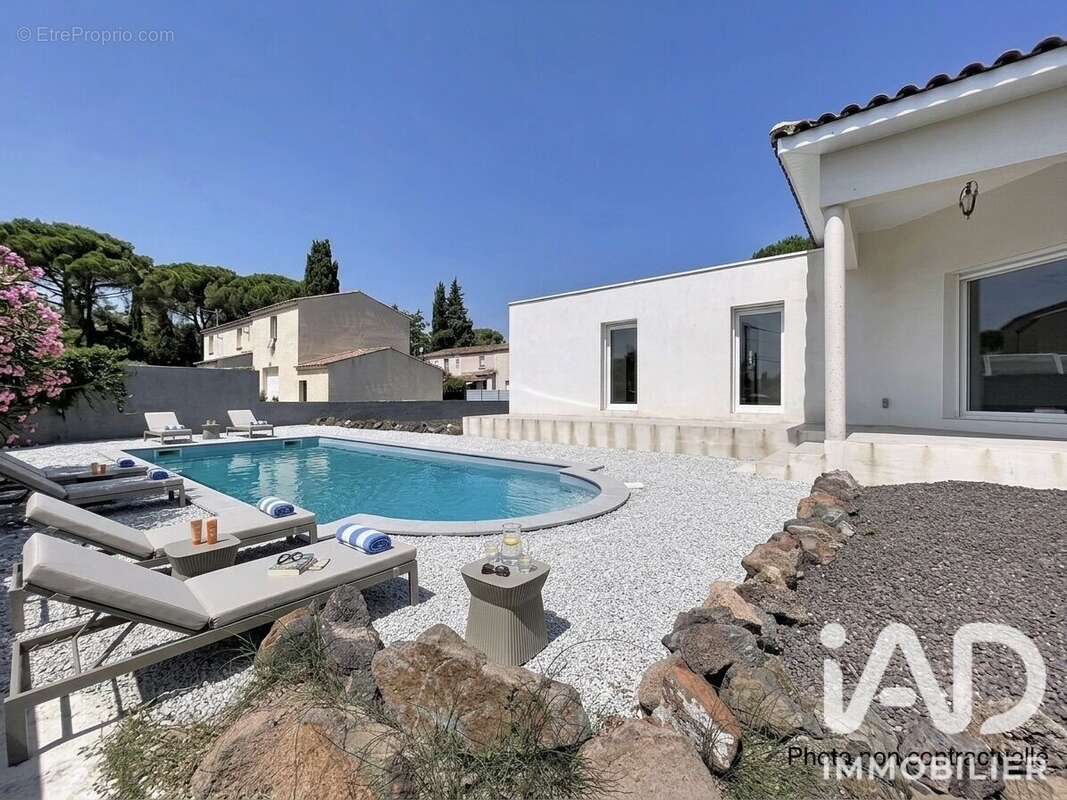 Maison 128 m² à Agde  - photo 2