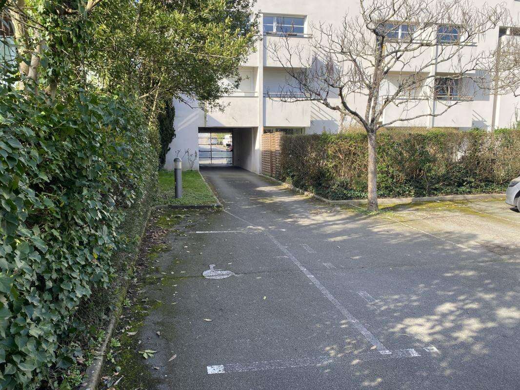 Parking à ANGERS