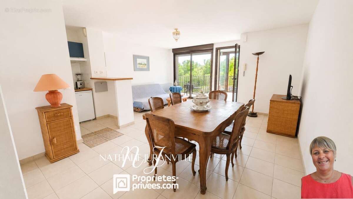 T2 de plus de 60 m² utiles avec grande loggia fermée et parking privé - photo 2