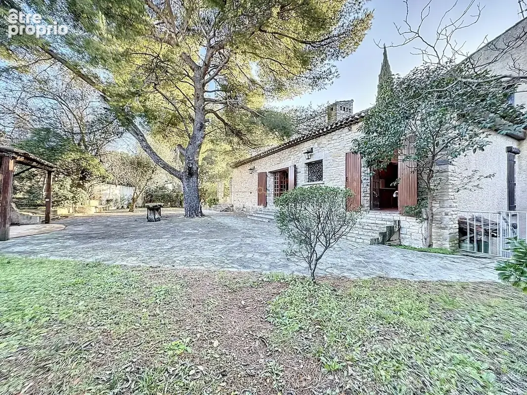 Maison 7 pièces 440 m² à vendre à Allauch (13190) - photo 4