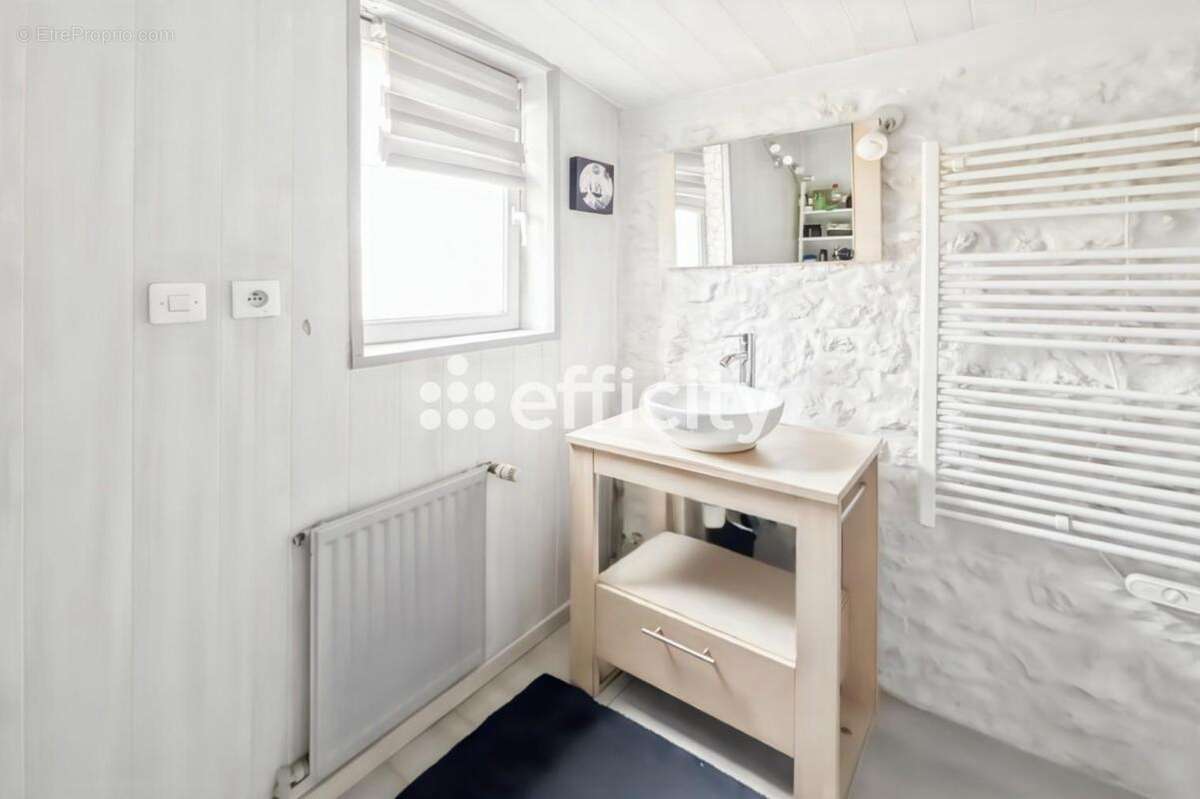Maison 108 m² à Perignac  - photo 10