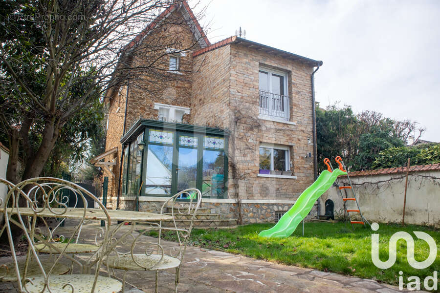 Photo 2 - Maison à SAINT-MAUR-DES-FOSSES