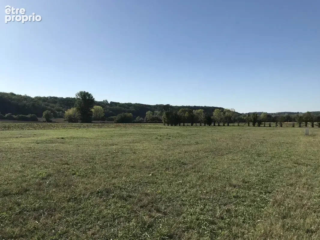 Terrain à EYMET