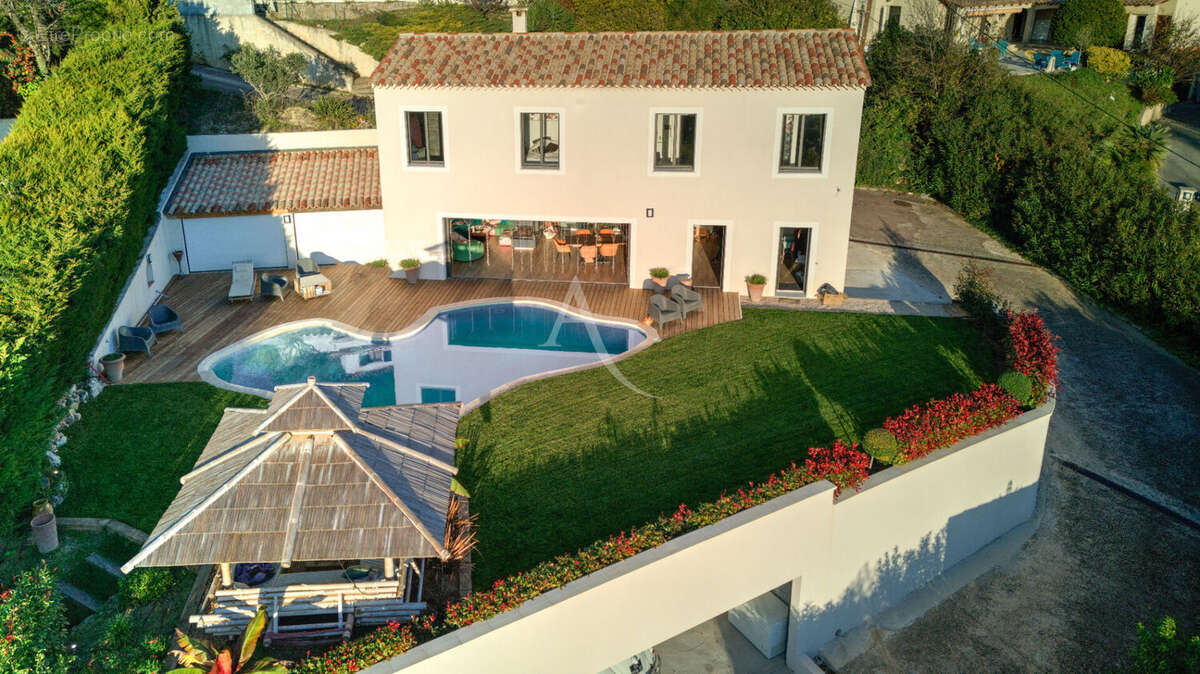 Maison à AURIBEAU-SUR-SIAGNE