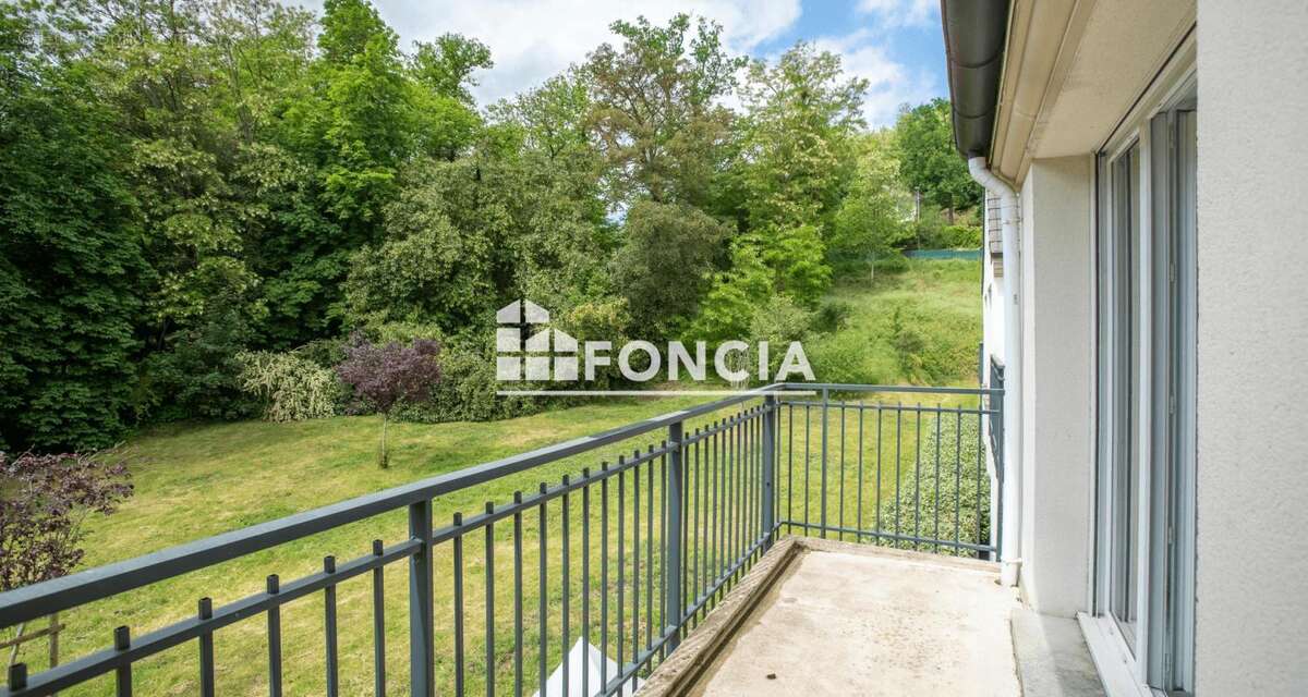 Appartement à ELANCOURT
