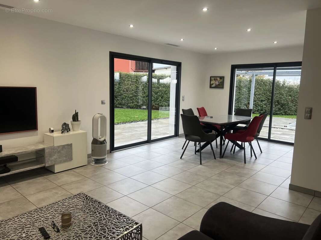 Maison à SAINT-ROMANS