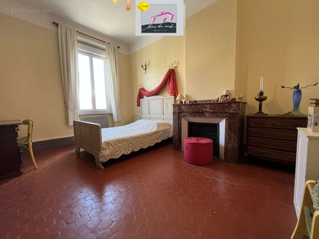 Maison de village 160 m2 avec terrasse et balcons - photo 7