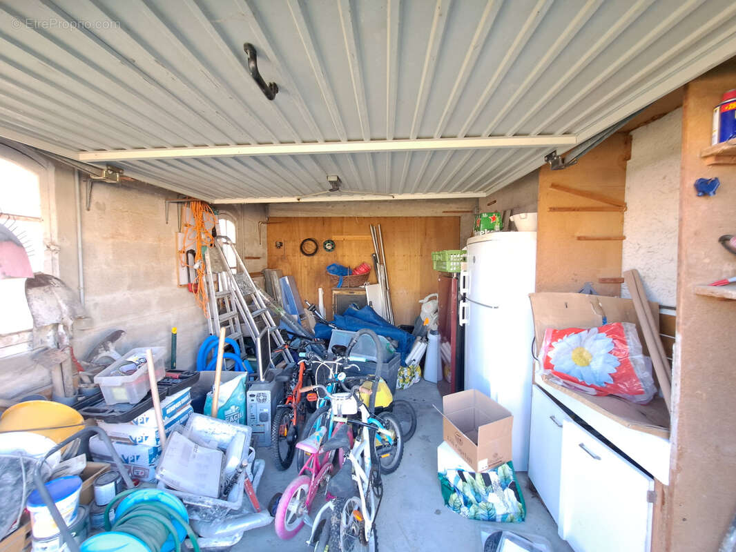 Maison à LE CASTELLET