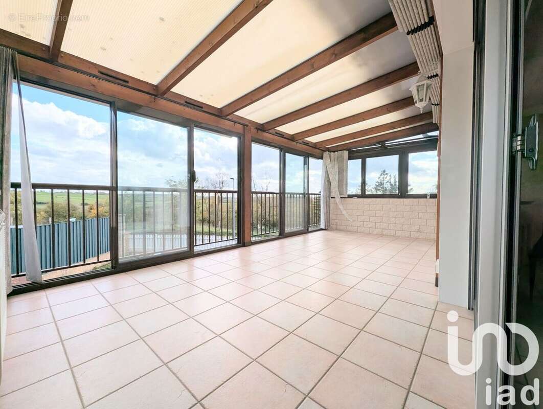 Maison 149 m² à Pouilly  - photo 7