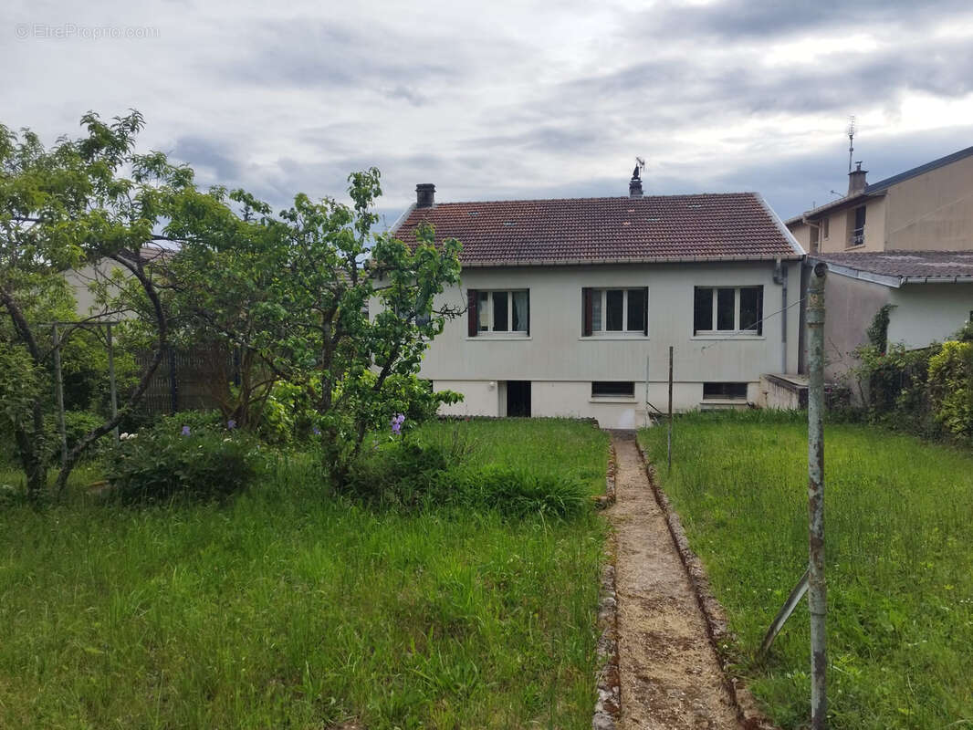 Maison à MALZEVILLE