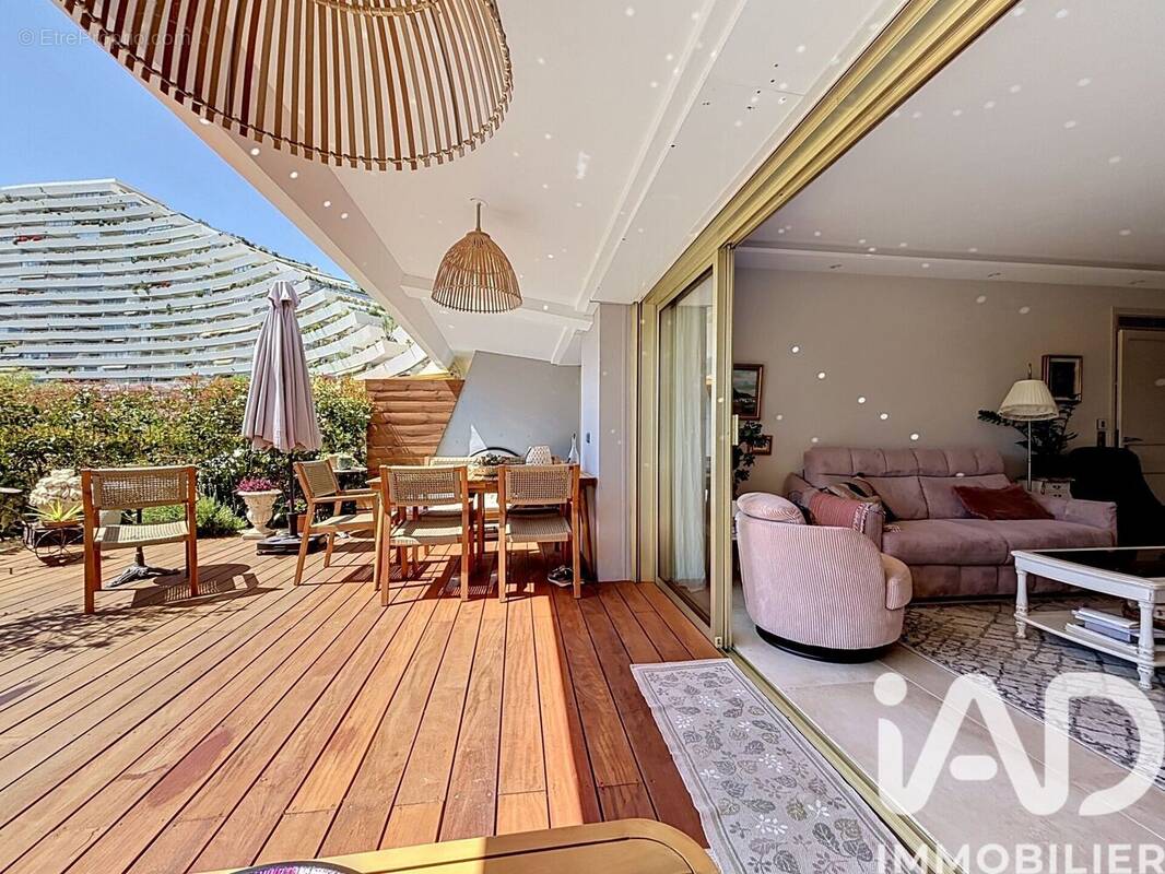 Photo 1 - Appartement à VILLENEUVE-LOUBET