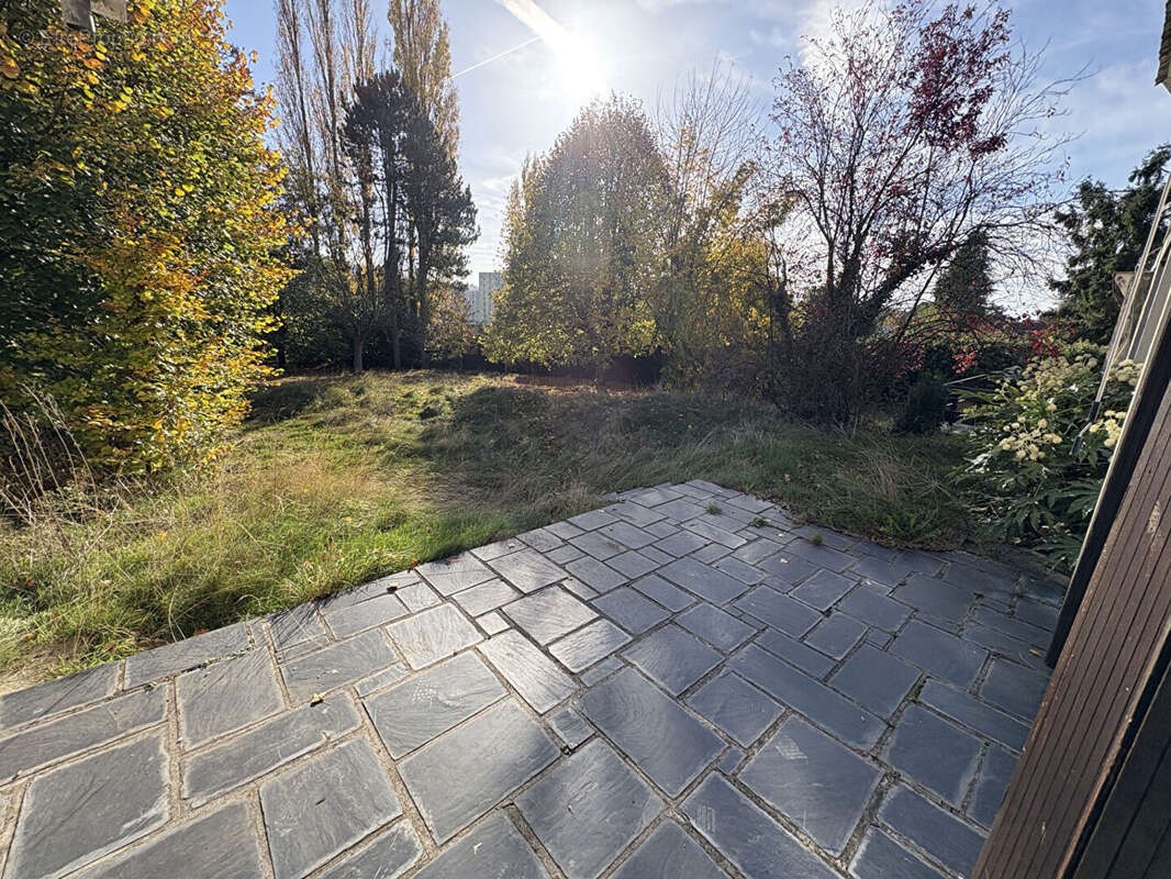 Maison à SAINT-QUENTIN