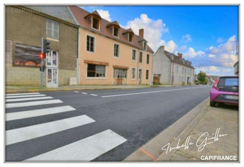 Maison à CULAN