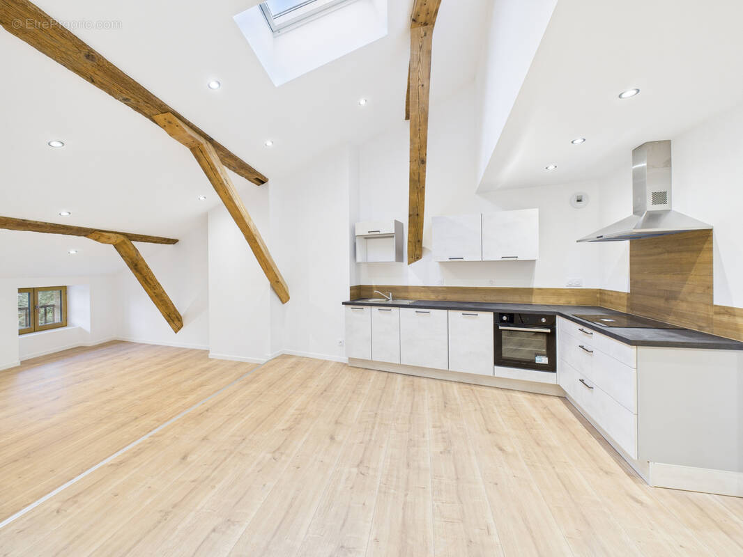 Appartement à VALS-PRES-LE-PUY