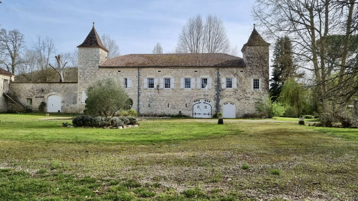 Maison à LAUZERTE