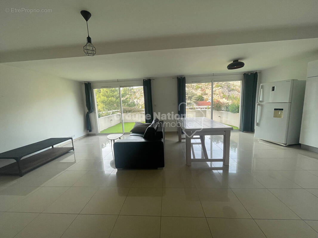 Appartement à CARRY-LE-ROUET