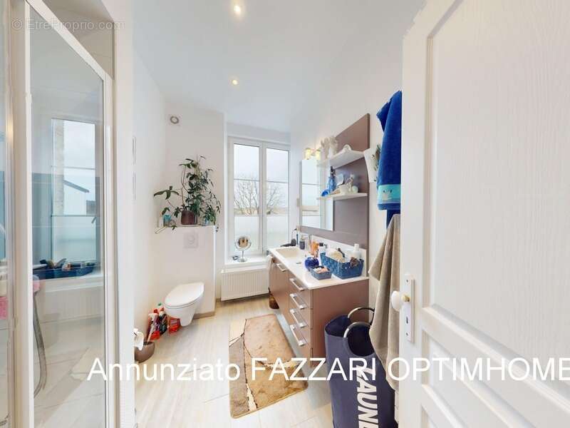 À Vendre en exclusivité à Dun sur meuse, Grande Maison de Maître avec Revenus Locatifs, proche Belgique et Luxembourg ! 244 m² h - photo 12