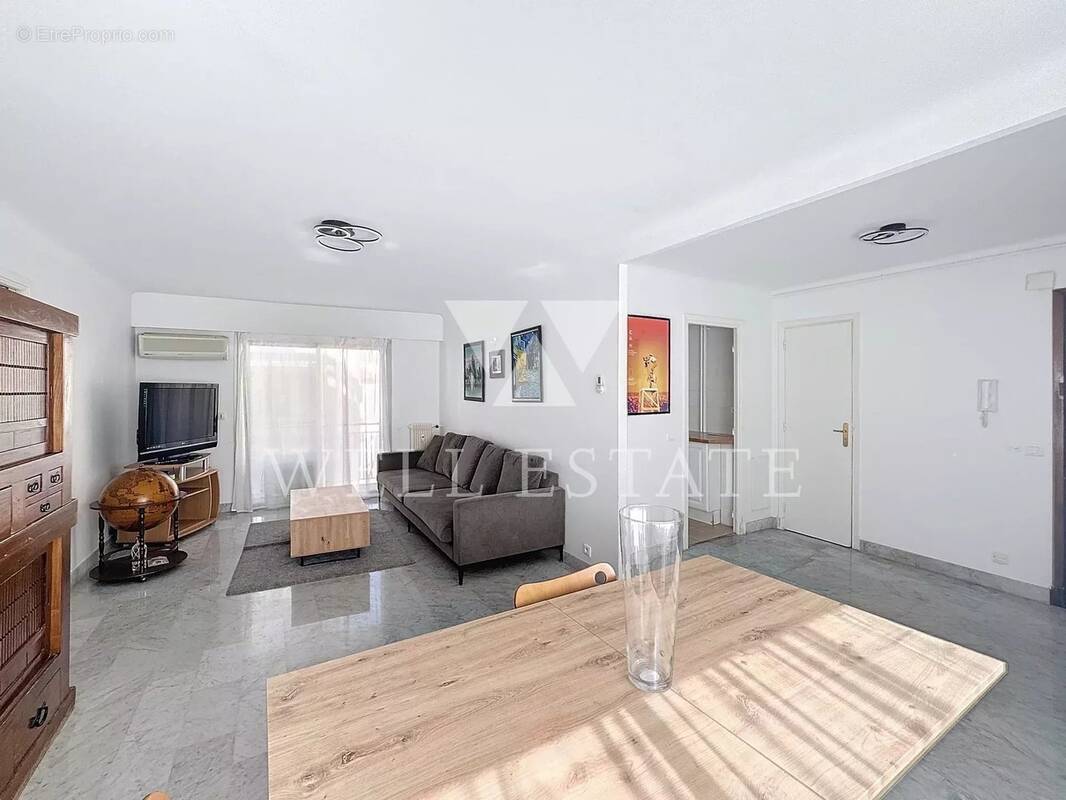 Appartement à CANNES