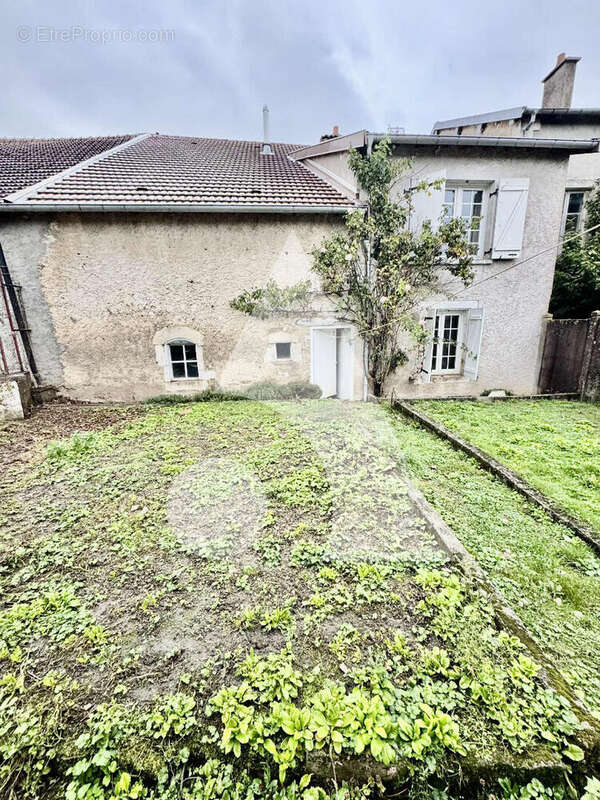 Maison à FREBECOURT