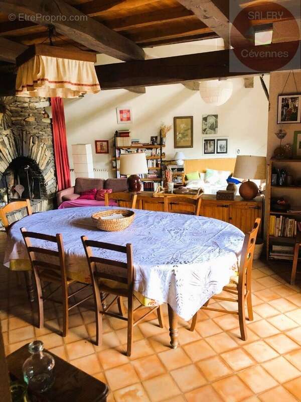 Maison à SAINTE-CROIX-VALLEE-FRANCAISE