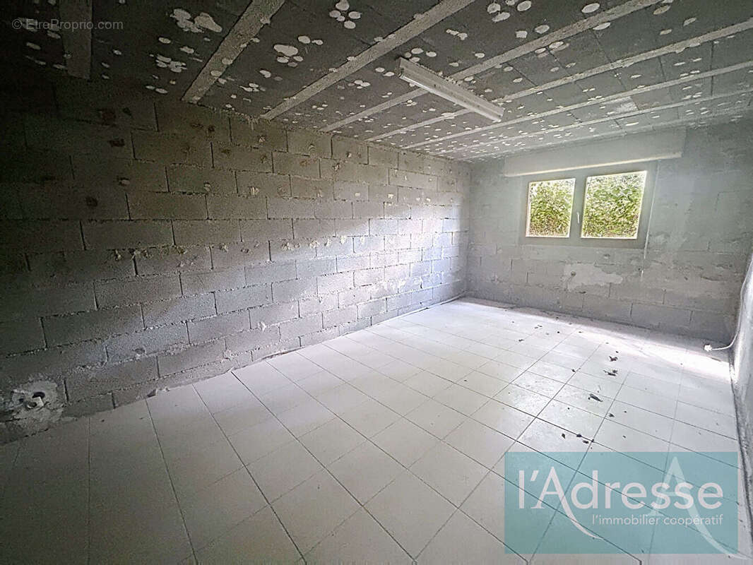 Maison Pange 5 pièce(s) 123 m2 - 5 chambres - 7 pièces - garage - jardin - terrasse - cave - photo 12