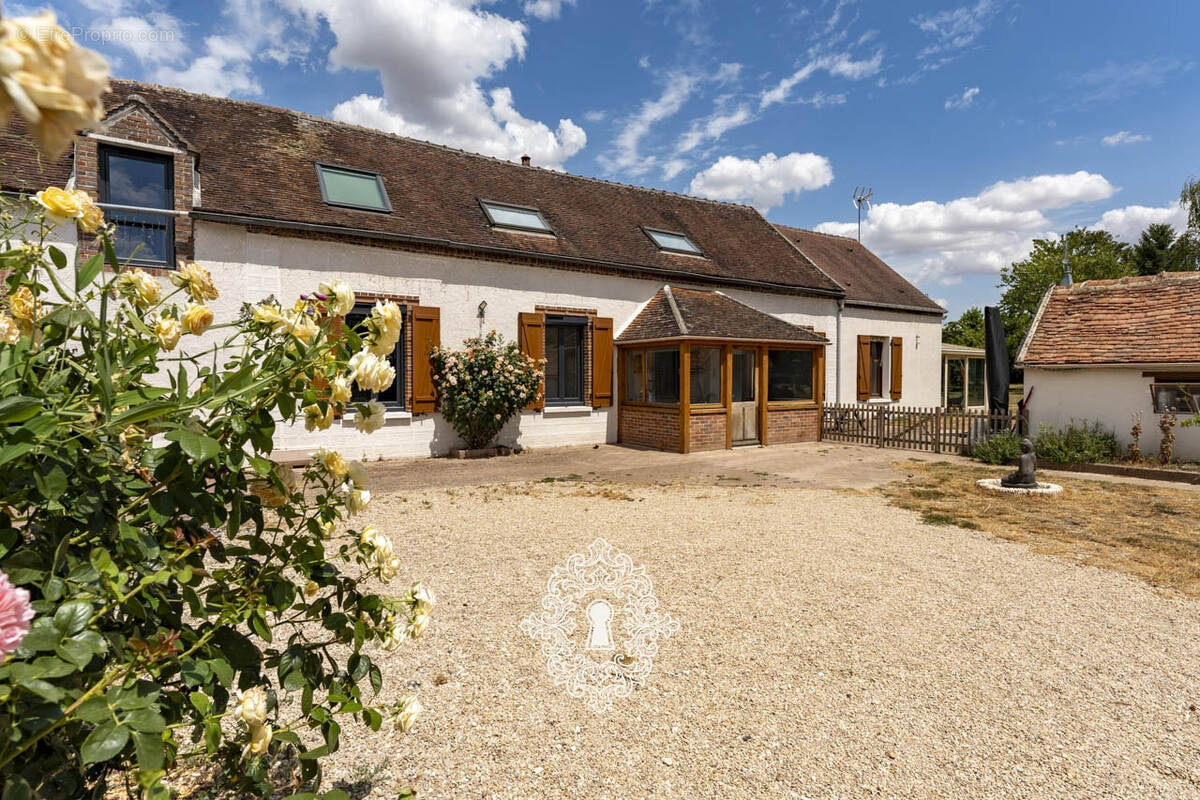 Maison à BRAY-SUR-SEINE