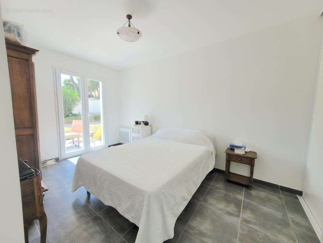 Maison 147 m² à Ensues-La-Redonne  - photo 8