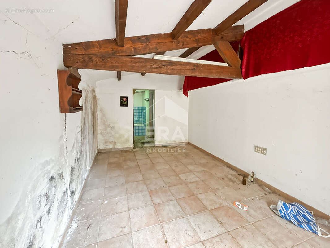Maison à MEYRARGUES