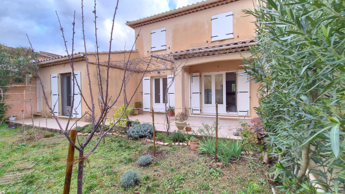 Maison à PONT-SAINT-ESPRIT