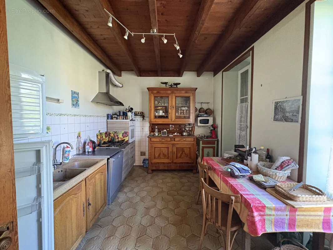 Maison à SAINT-SAVINIEN