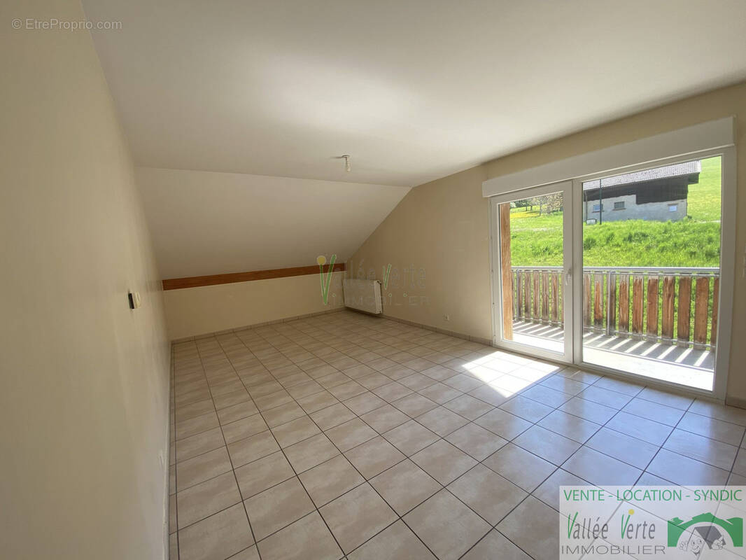 Appartement à HABERE-LULLIN