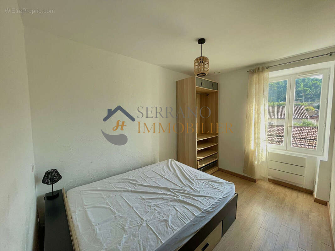 Appartement à CHATEAURENARD