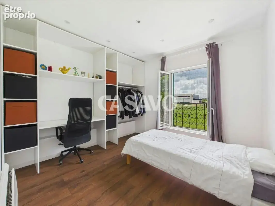 Vente Maison 6 pièces de 152m² - 94200 Ivry-sur-Seine - photo 10