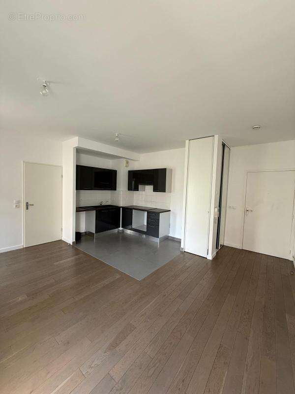 Appartement à CHAVILLE