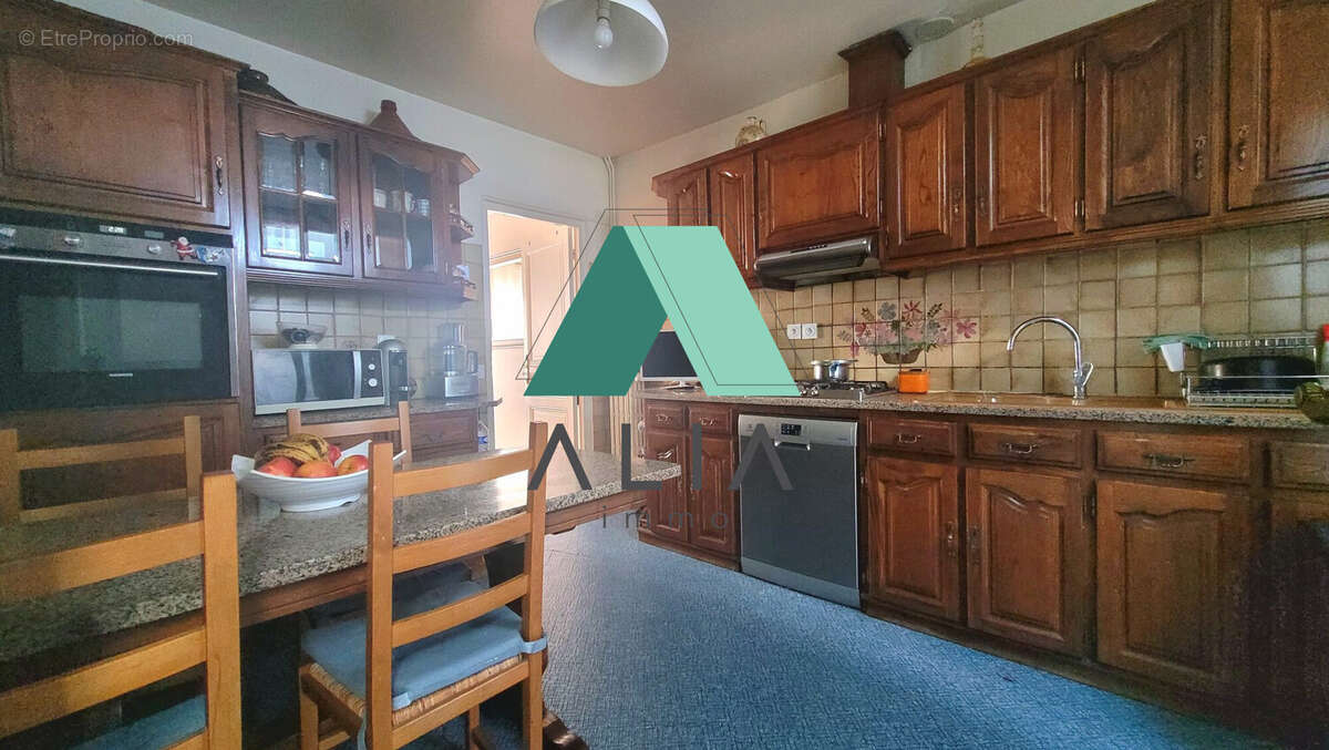 Appartement à AUBERVILLIERS