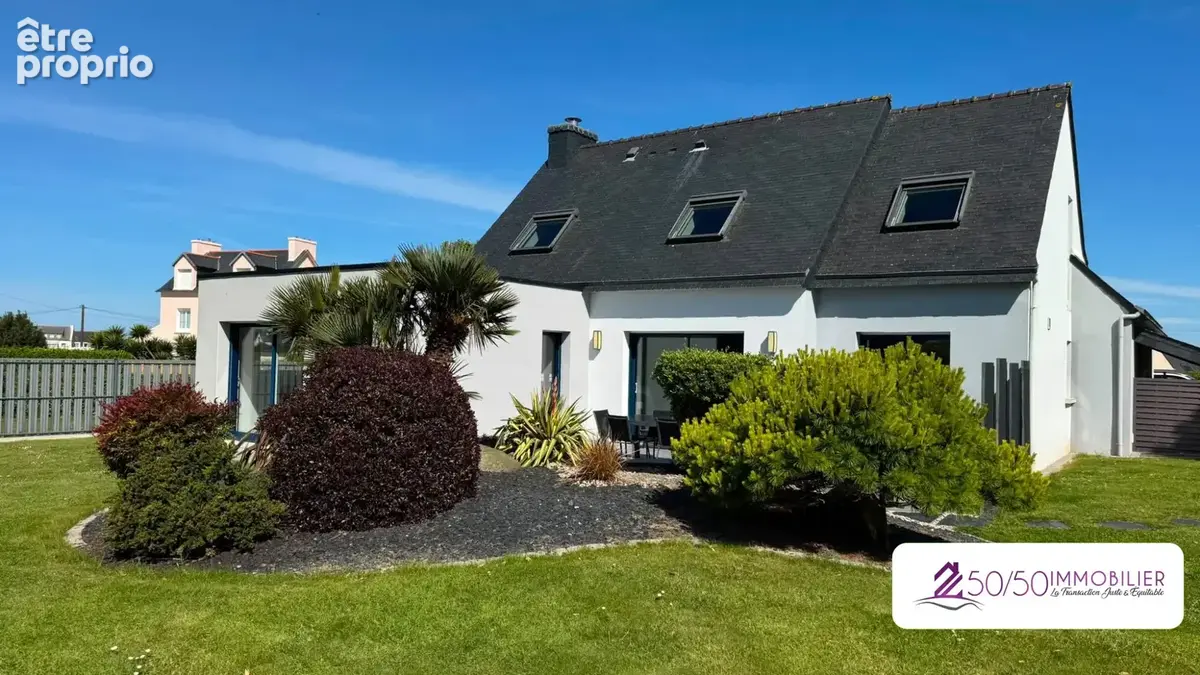 Maison 9 pièces 161 m² à vendre à Brignogan-Plage (29890) - photo 1