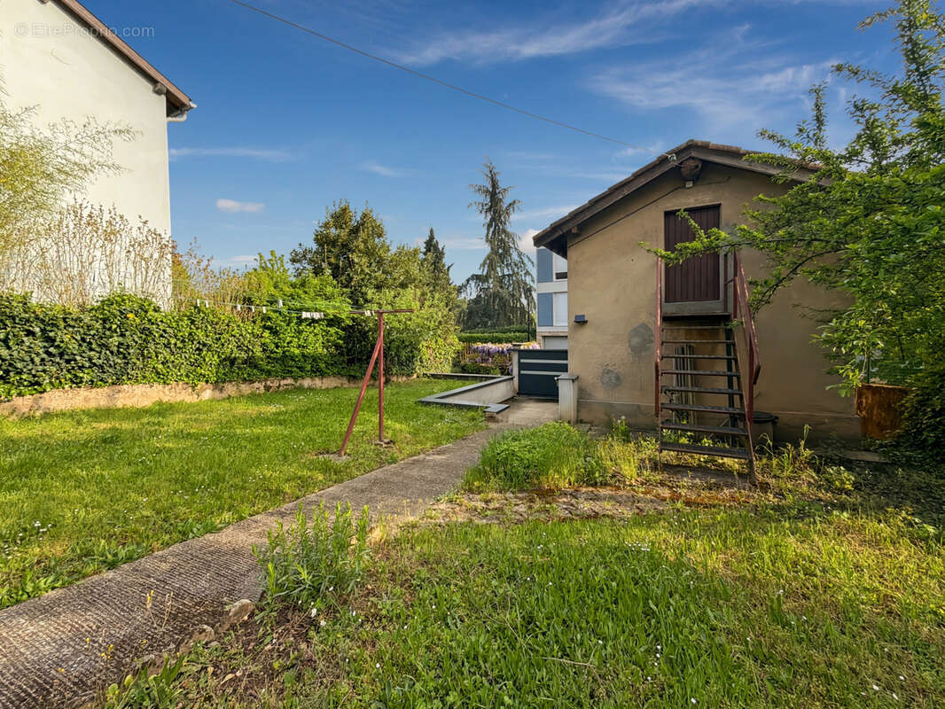 Maison à TREVOUX