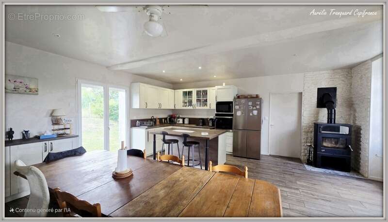 Maison FAMILIALE à vendre 8 pièces (226m²) à SAINT PIERRE DE JUILLERS (17) sur plus d'1 hectare de terrain avec HANGAR et DEPEND - photo 8