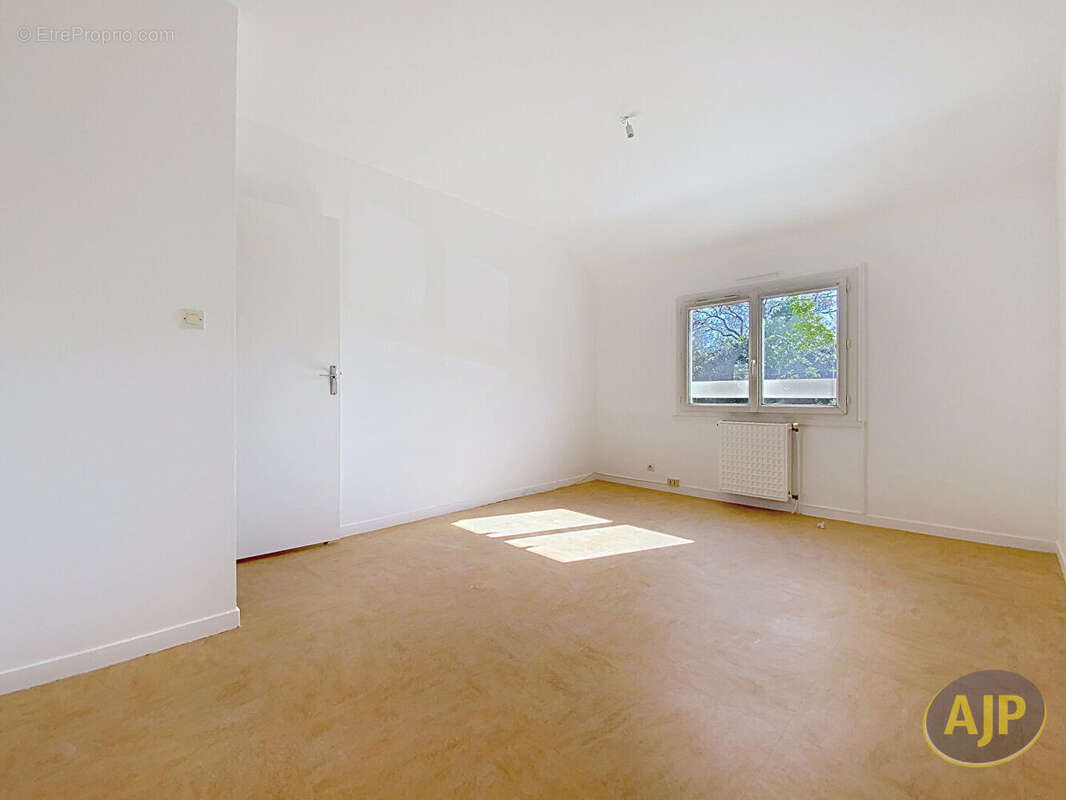 Maison 4 ch doulon - garage - photo 7