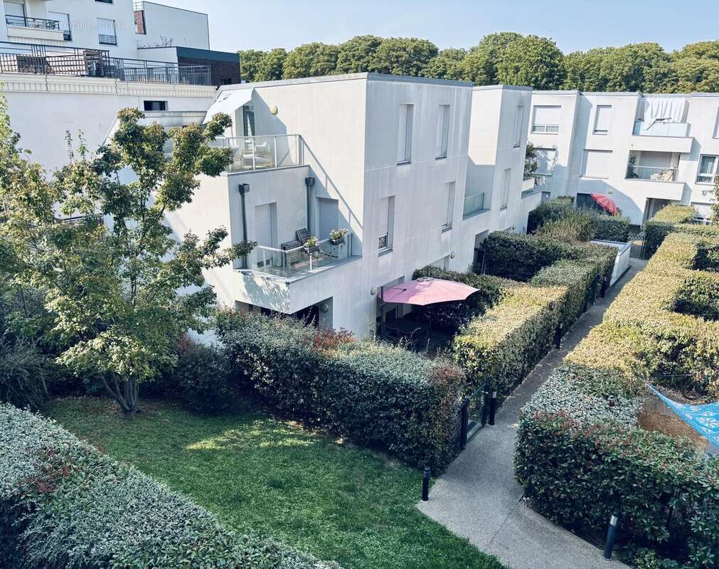 Saint-Ouen /  Grand Studio Lumineux de 27 m² –  Calme sur Jardins - photo 8