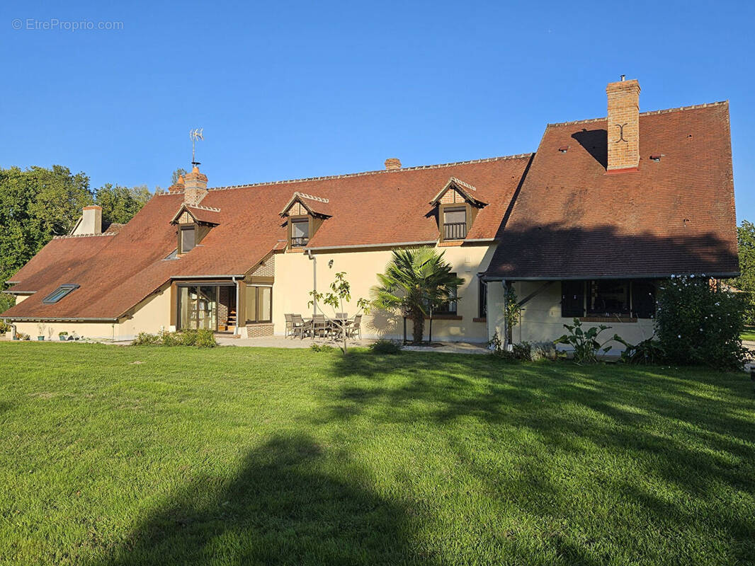 Maison à VILLEHERVIERS