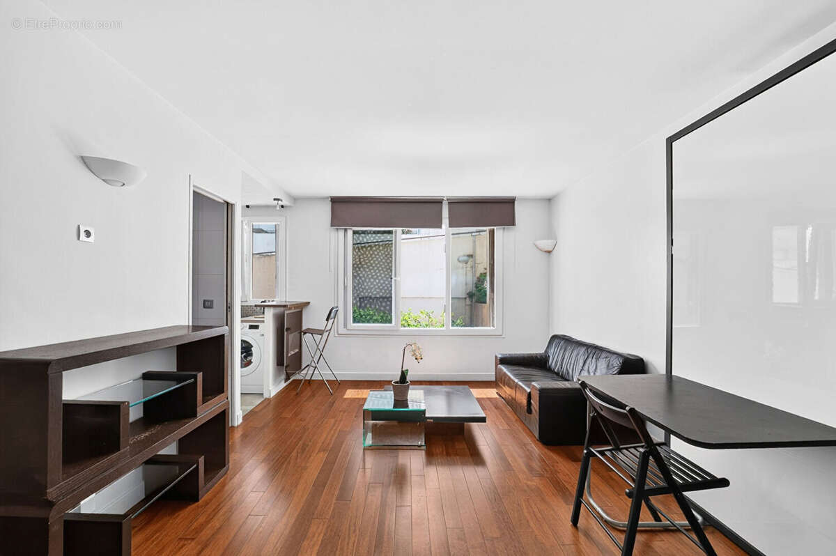 Appartement à PARIS-12E